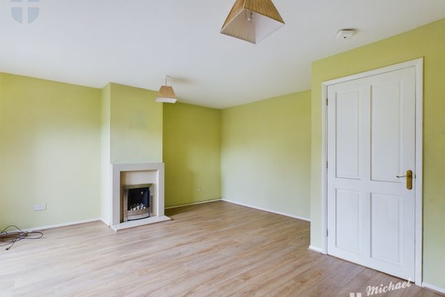 End terrace house to rent in Plym Close, Aylesbury