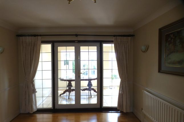 62, Brampton Grove, Wembley photo 4