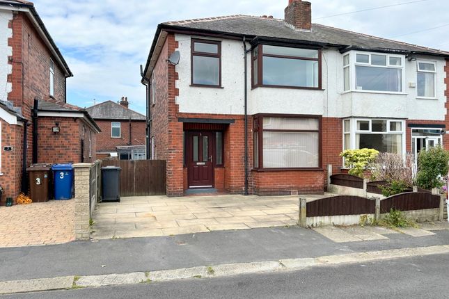 Thumbnail Semi-detached house to rent in Dunsters Avenue, Brandlesholme
