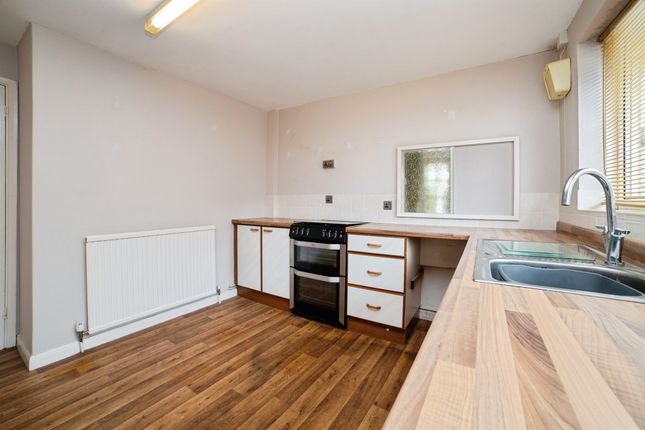 16, Lake Avenue, Heanor photo 4