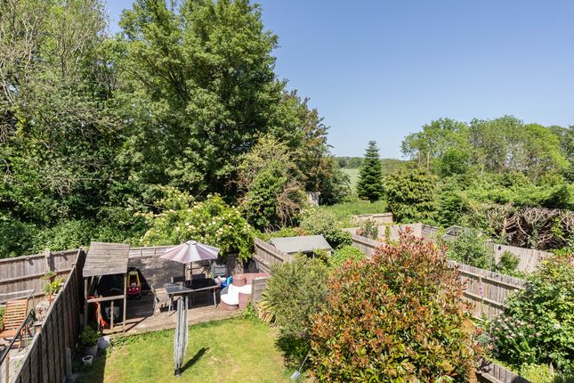 21, Chadhurst Close, Dorking photo 4