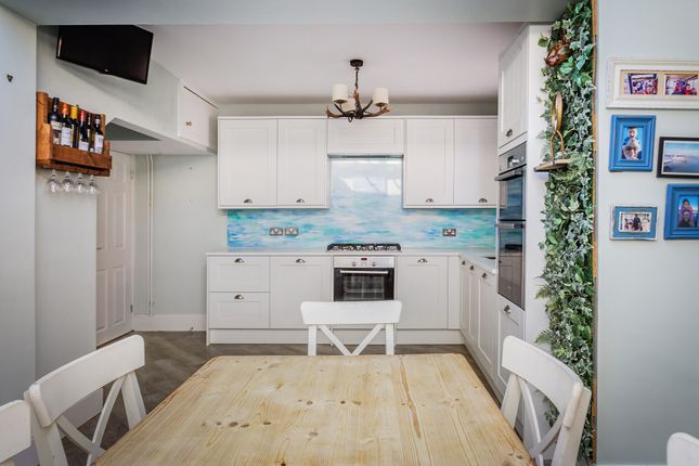 Kitchen Dining 4.Jpg
