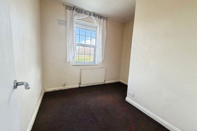 111, Gospatrick Road, London photo 4