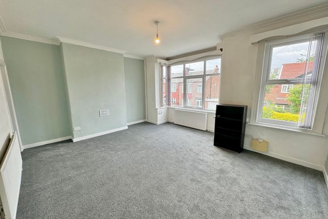Flat 2 Milton Grove, 40 Milton Grove, Manchester photo 2