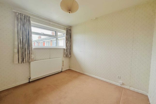 End terrace house for sale in Queens Avenue, Wallingford