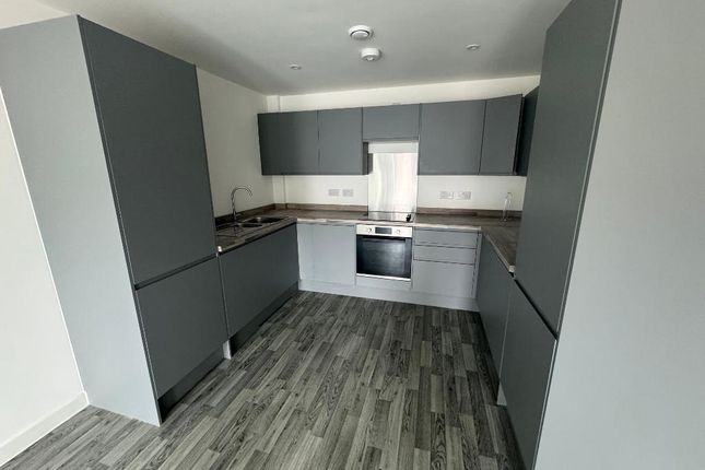 Flat to rent in Stockport Road, Ardwick, Manchester