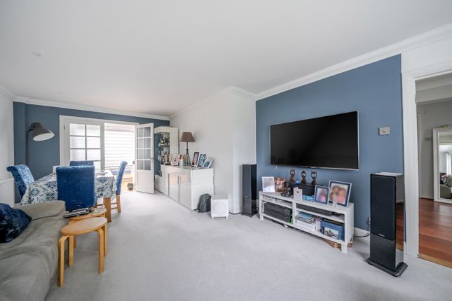 51, Boltons Lane, Pyrford photo 4