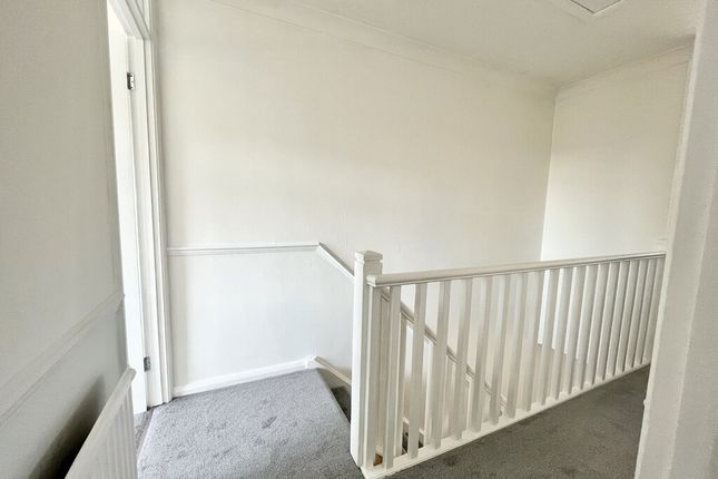 Terraced house to rent in Albany Close, Chelmsford