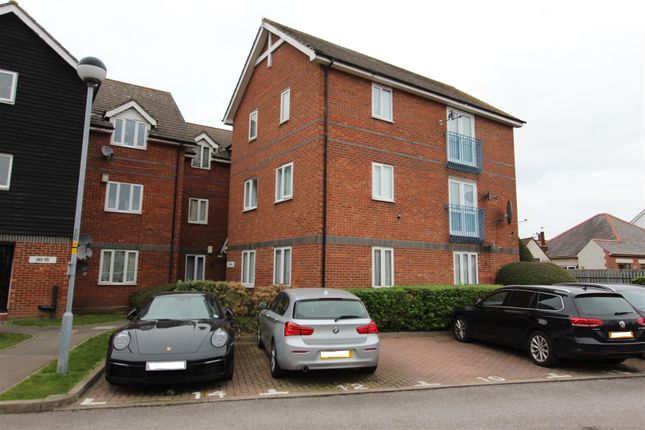 Thumbnail Flat to rent in Mandeville Court, Lower Hall Lane, Chingford, London