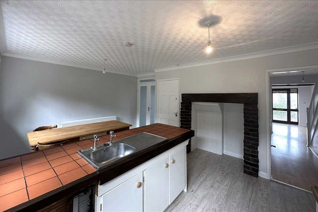 13, Astley Crescent, Gainsborough photo 5