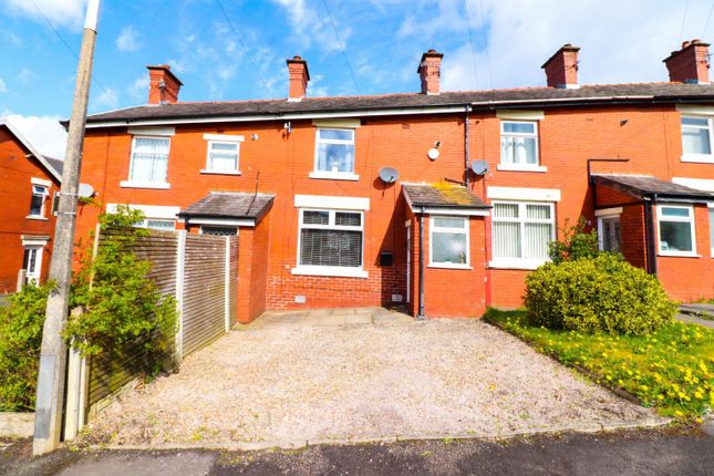 16, Avallon Way, Darwen photo 2