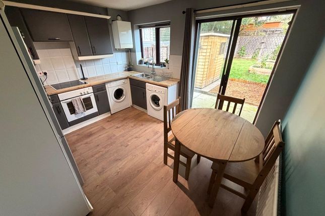 1, Watermans Close, Bolton photo 3