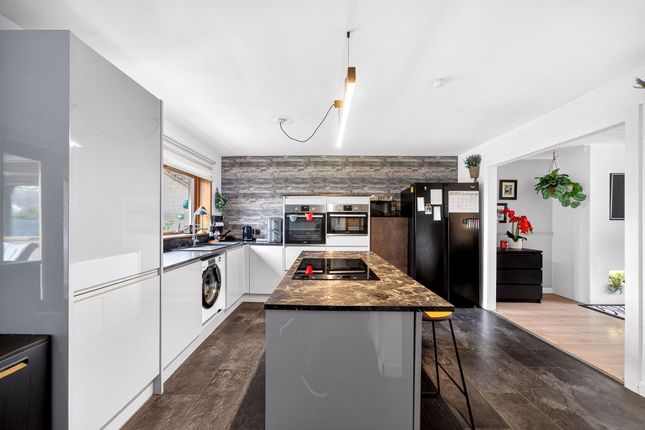 10 Clover Place, Bo'ness photo 2