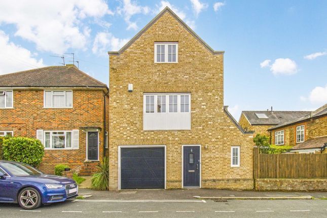 Thumbnail Property to rent in Wolsey Grove, Esher
