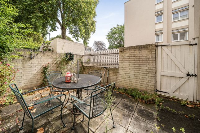 Cedars Road, Clapham Common North Side photo 4
