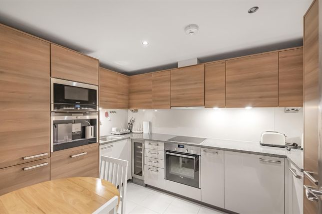 32, Counter House, Chelsea Creek photo 2