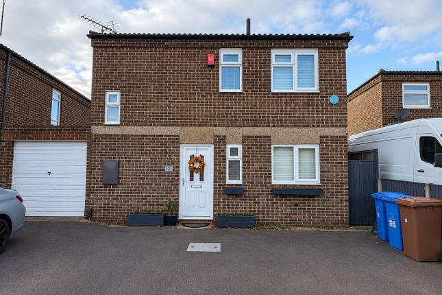3-bed detached on 121, Derby, £1,350/mo