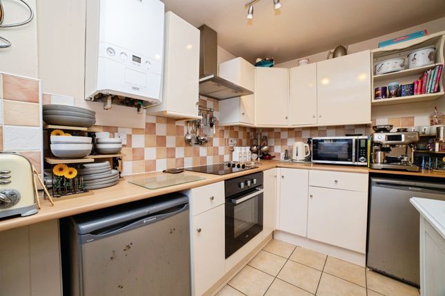20, Sycamore Close, Mansfield photo 4