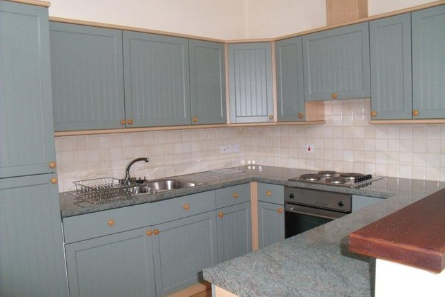 Flat 3-53/55 Derby square photo 3