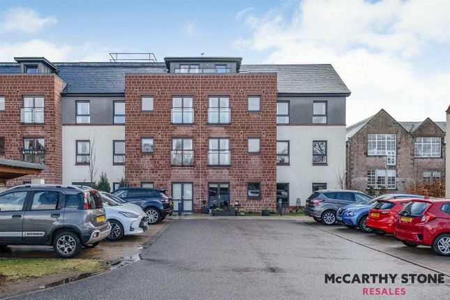 Flat for sale in Oakwood Court, Crown Avenue, Inverness