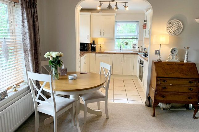Flat 5, Lime Tree Court,, Stephenson Close, Berkshire photo 3
