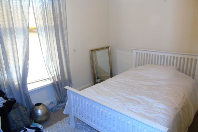 Terraced house to rent in Parker Street, Watford