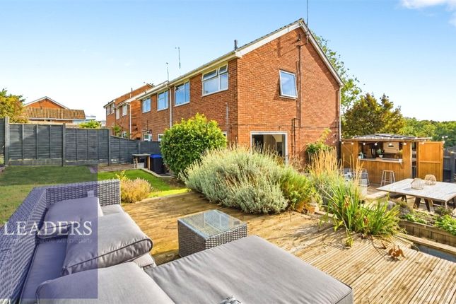 86, Nether Court, Essex photo 4