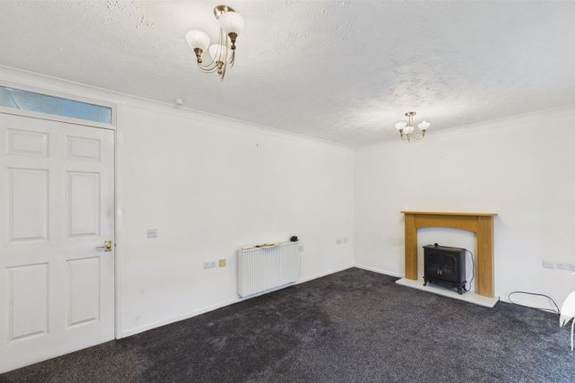 15, Beecholm Court, Sunderland photo 4