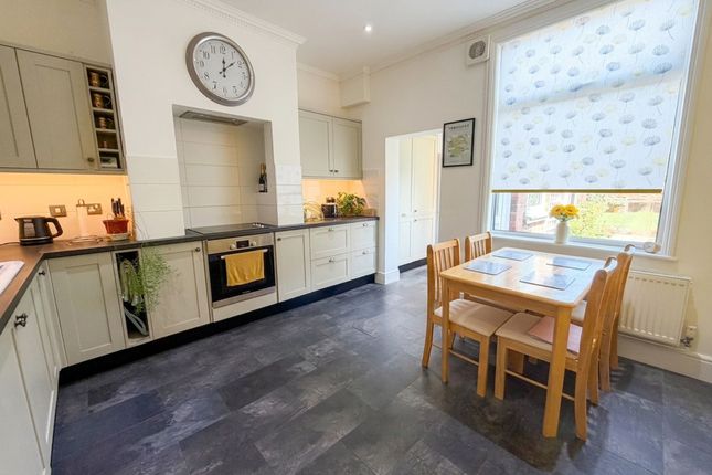 9 Gladstone Terrace, Grantham photo 3