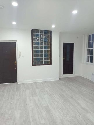Thumbnail Flat to rent in New Street, Dudley