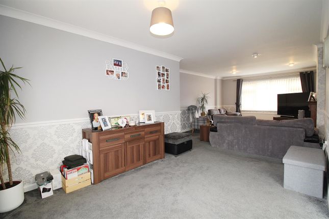 69, Daniels Crescent, Long Sutton Spalding photo 4