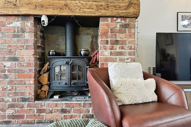 18, Beechwood Place, Newcastle Upon Tyne photo 5