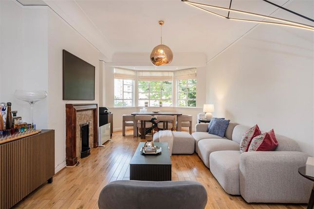 Hyde Park Place, London photo 3