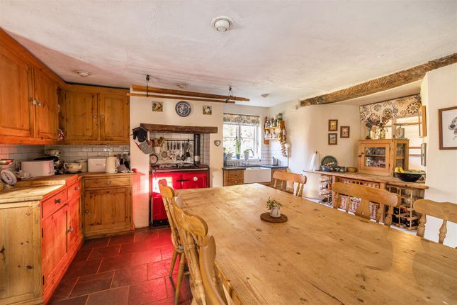 Dinhams Cottage, Taunton photo 2