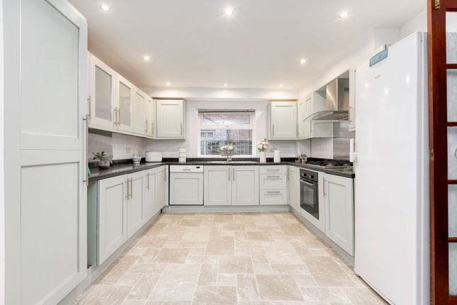 87 Clifton Road, Shefford photo 3