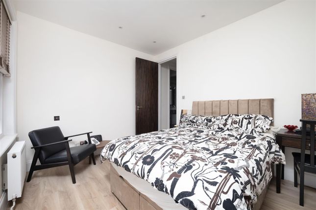 Flat 3, 266 Elgin Avenue, London photo 4