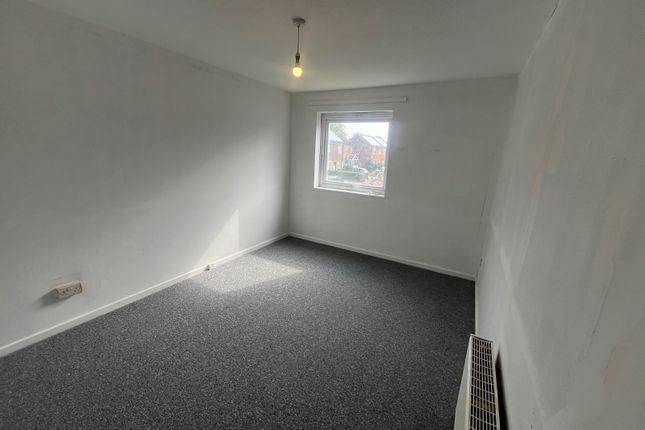 47 Birch Drive, Bournemouth photo 5