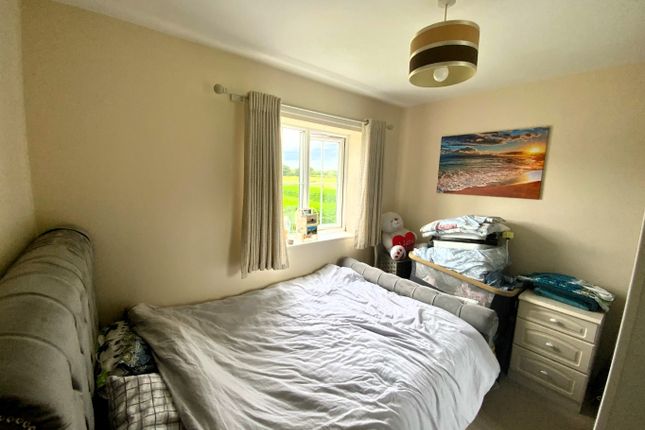 Flat for sale in Glenwood Court, 63 Lothair Road, Luton, Bedfordshire