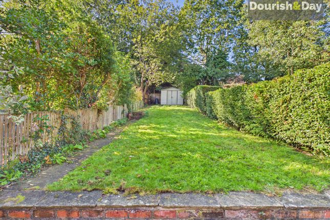 57 Rowley Grove, Stafford photo 4