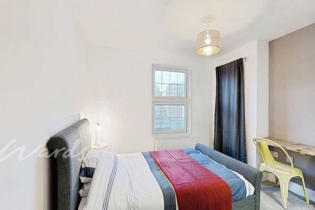 Flat 6, 2, Shellons Street, Folkestone photo 2