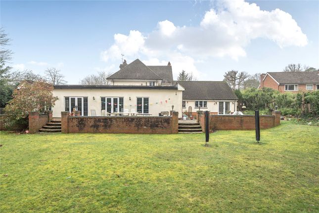Bracken Hall,, Pine Avenue, Surrey photo 4