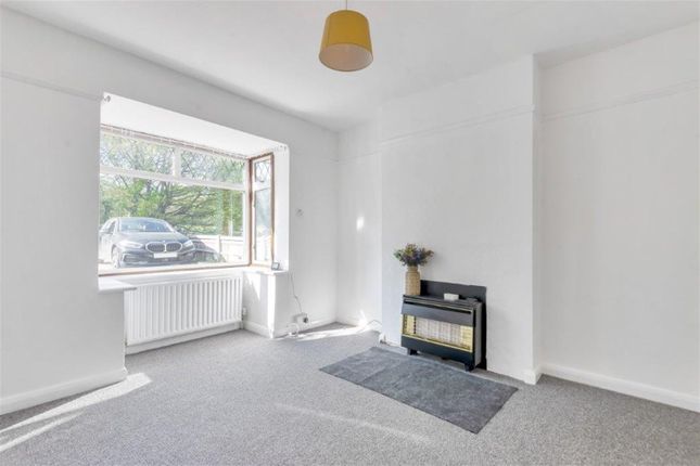 40 Oak Hill, Wood Street Village, Guildford photo 4
