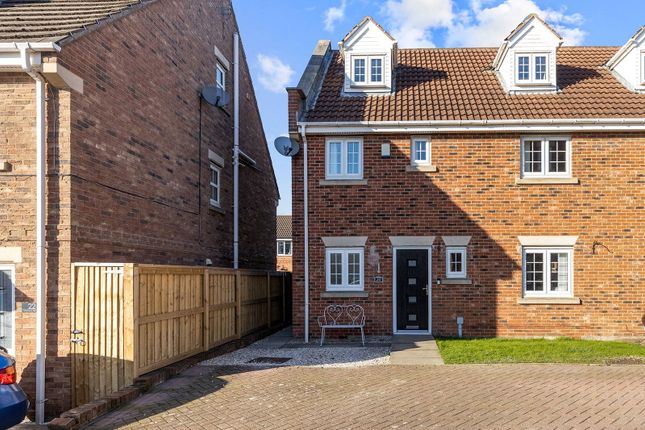 5-bed house on 20, Prominence Way, Rotherham, £300,000