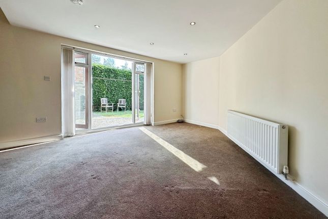 41b, Belvedere Road, Swadlincote photo 4