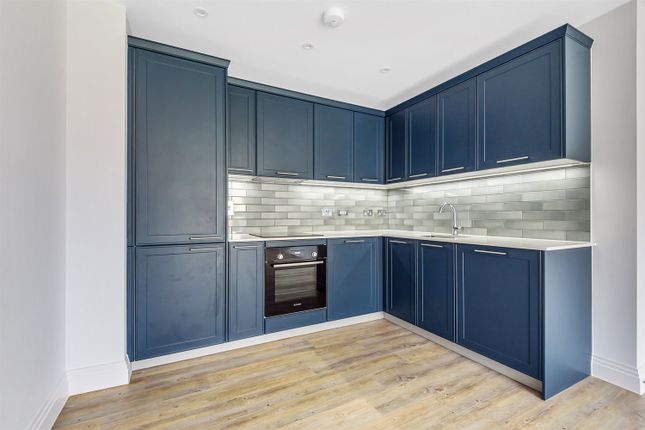 23, Flat 10, Joseph Huntley Walk, Reading photo 3