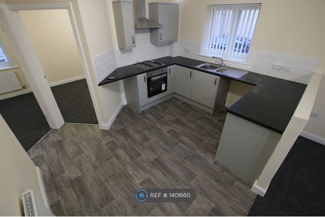 Thumbnail Flat to rent in Eagles View, Wrexham