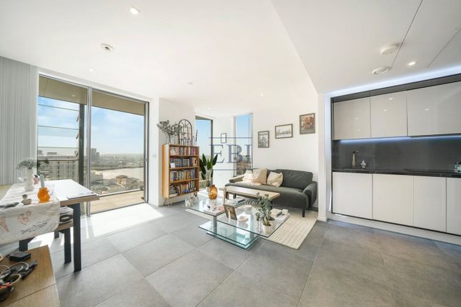 1104(L2), Dollar Bay Point, London photo 3