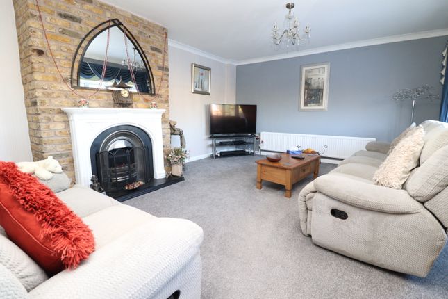 5, Malham Close, Lincoln photo 2