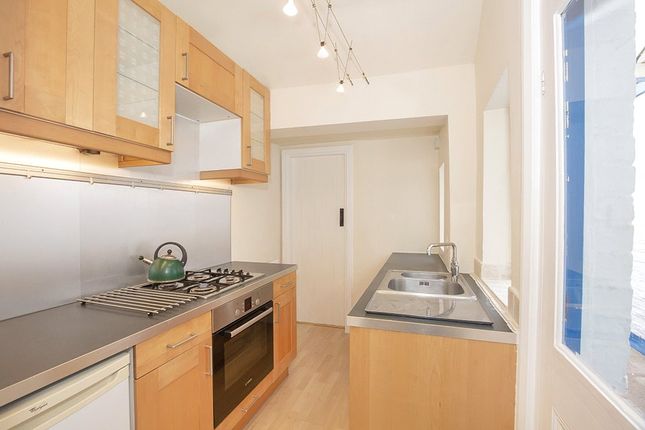 3, Rosslyn Street, North Yorkshire photo 4