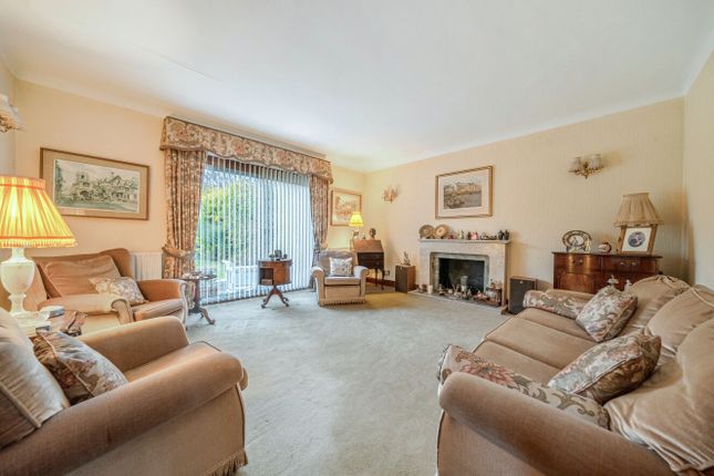 Whitecroft, 4, The Glen, Orpington photo 2